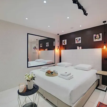Cosy Rdc - Sacree Coeur Montmartre Apartment Paris